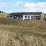 Luxury House With Pool Løkken