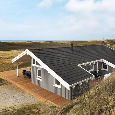 Luxury House With Pool Dom wakacyjny Løkken