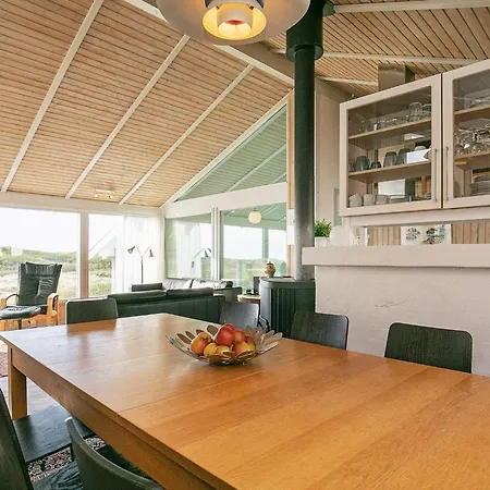 Luxury House With Pool Løkken