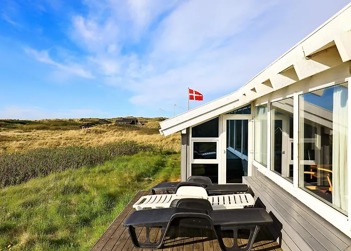 Luxury House With Pool Løkken